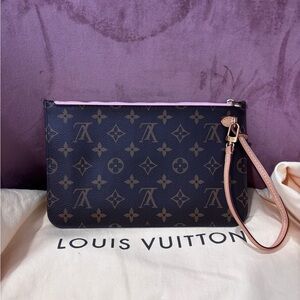 Authentic Louis Vuitton NEW RARE PINK ballerina lining Neverfull GM pouch